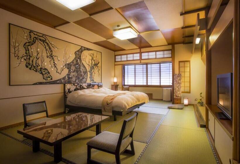 Ryokan Kinosaki Onsen Hanakouji Saigetsu