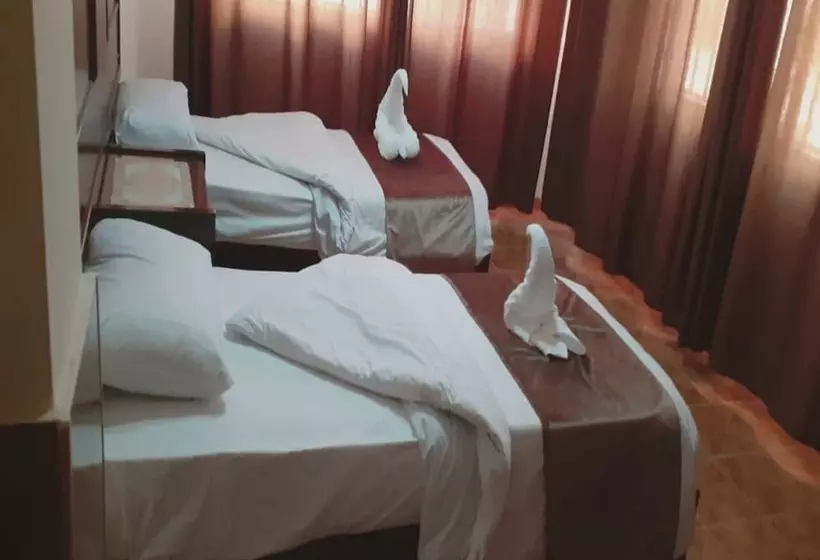 Al Nujoom Hotel Suites