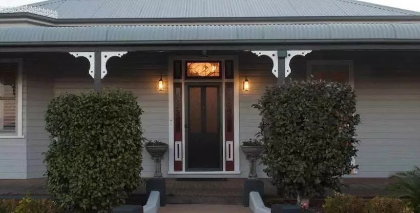 Aamiaismajoitus (B&B) Courthouse Cottage