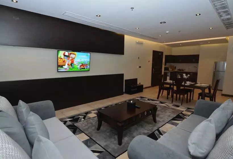 Hotelli Bayat Suites