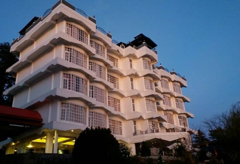 هتل Hillcrest Harmony Gold