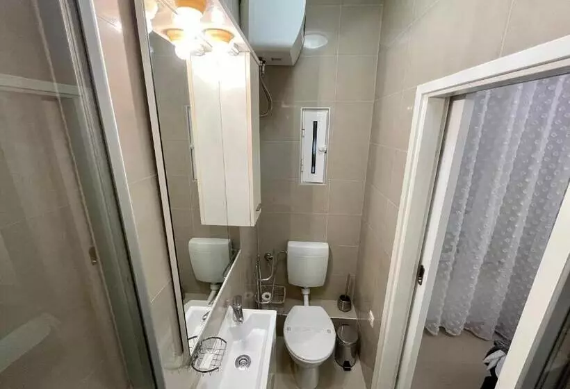 ペンション Central Square Guest House