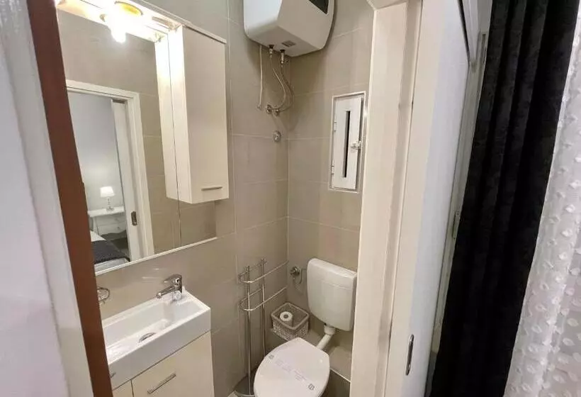 ペンション Central Square Guest House