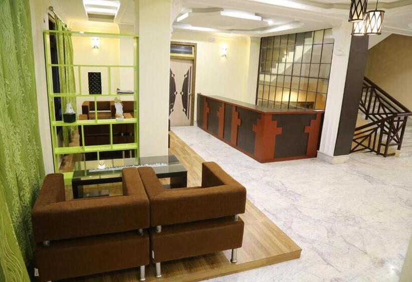 ホテル Golden Star Continental & Spa