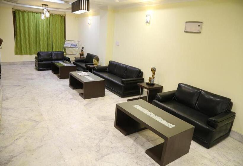 ホテル Golden Star Continental & Spa