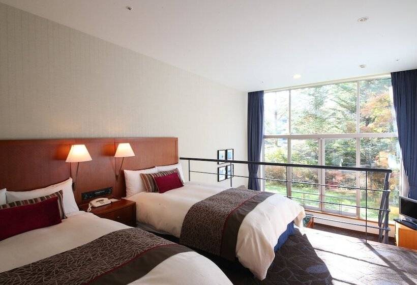 בית מלון כפרי Harvest Kyukaruizawa