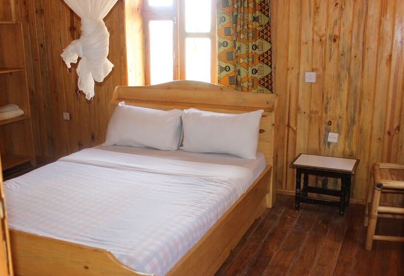 هتل Macheo Ecolodge Camping