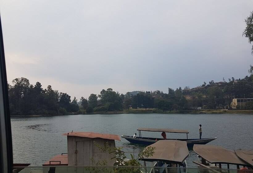 هتل Macheo Ecolodge Camping