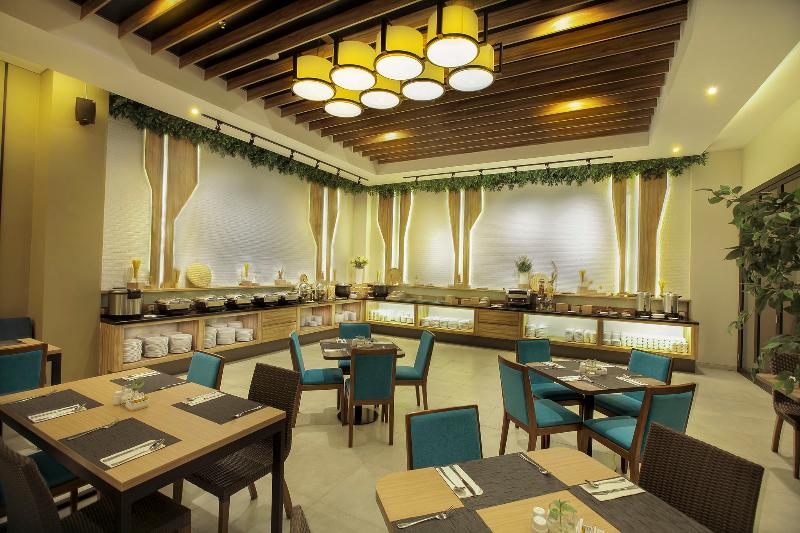 ホテル Montana Premier Senggigi