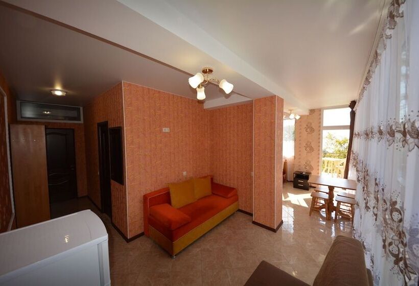 پانسیون Guest House Irina