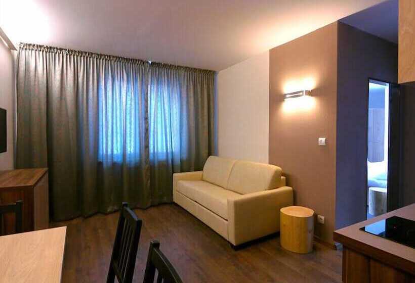 ペンション Riverside Jasna