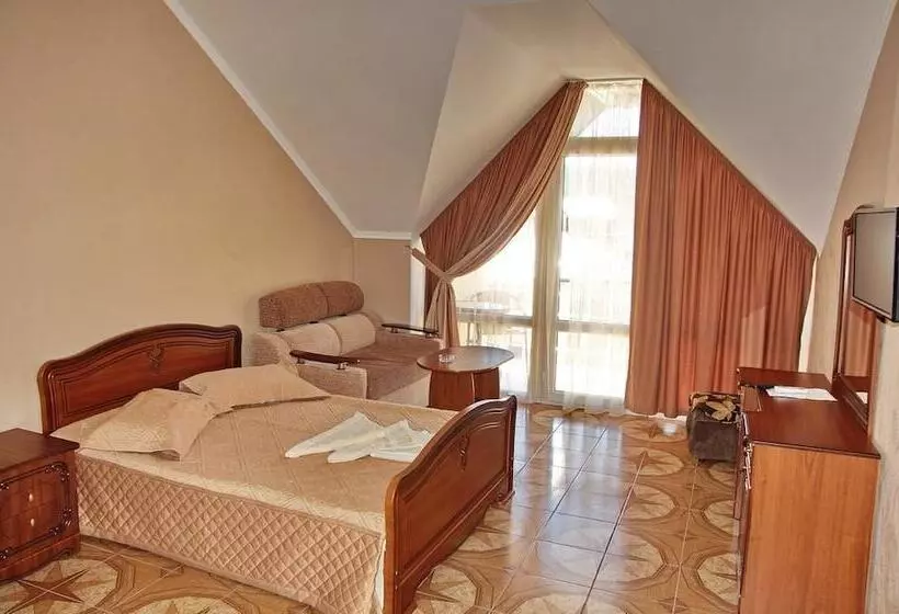 Majatalo Tikhaya Gavan Guest House