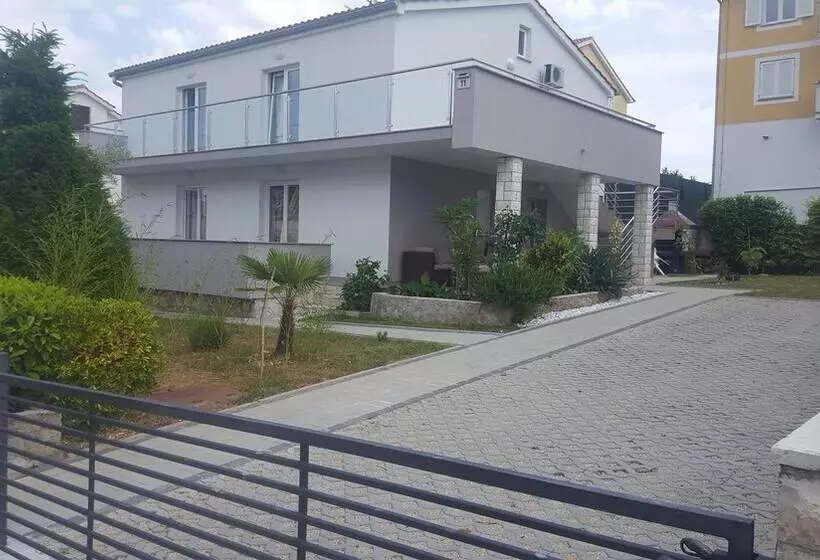 Apartments Melin