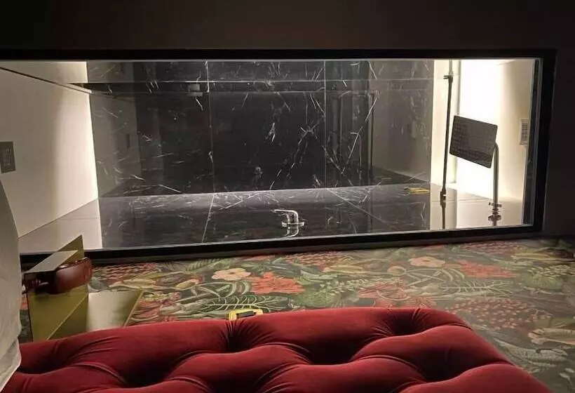 簡易ホテル Ninfa