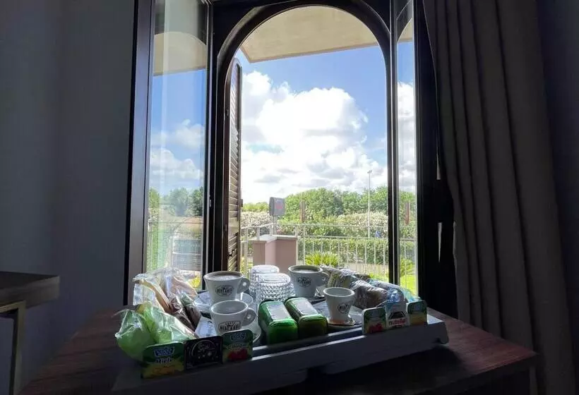 簡易ホテル Ninfa