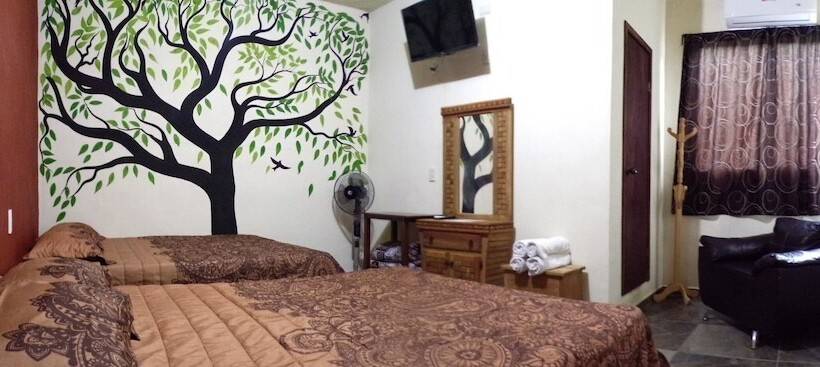 هتل Posada Familiar Tonantzin