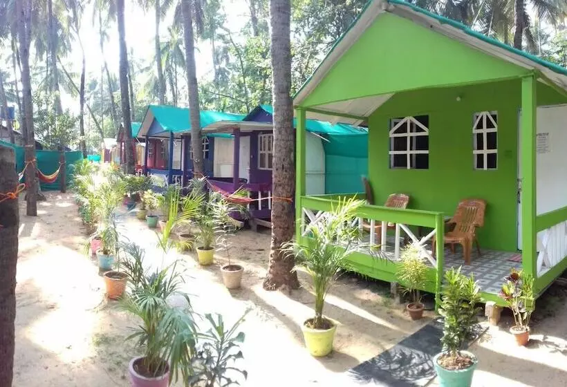 Hotelli Secret Beach Bungalows