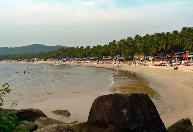 Hotelli Secret Beach Bungalows