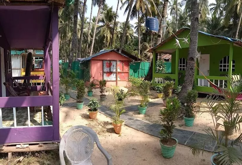 Hotelli Secret Beach Bungalows