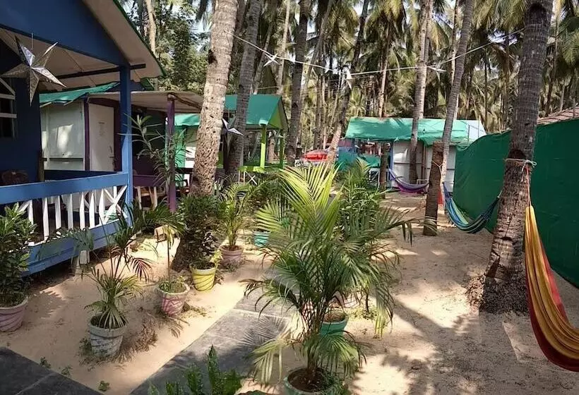 Hotelli Secret Beach Bungalows
