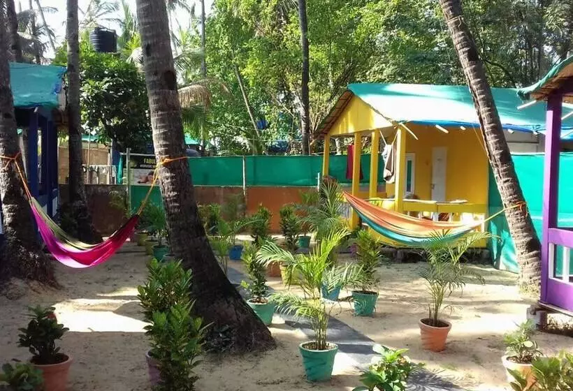 Hotelli Secret Beach Bungalows