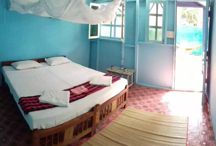 Hotelli Secret Beach Bungalows