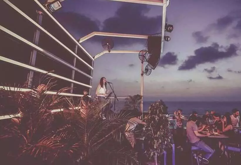 Le Six Hotel And Resort