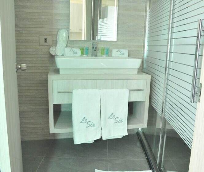 Le Six Hotel And Resort