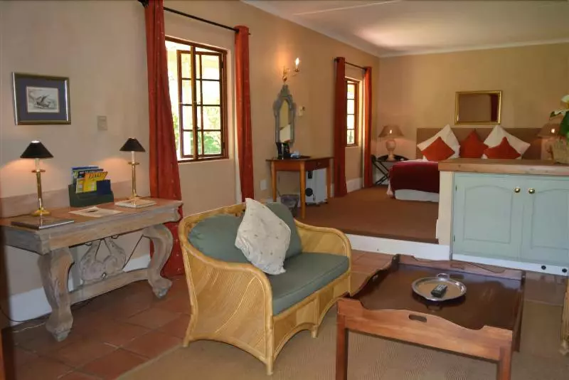 Old Halliwell Country Inn