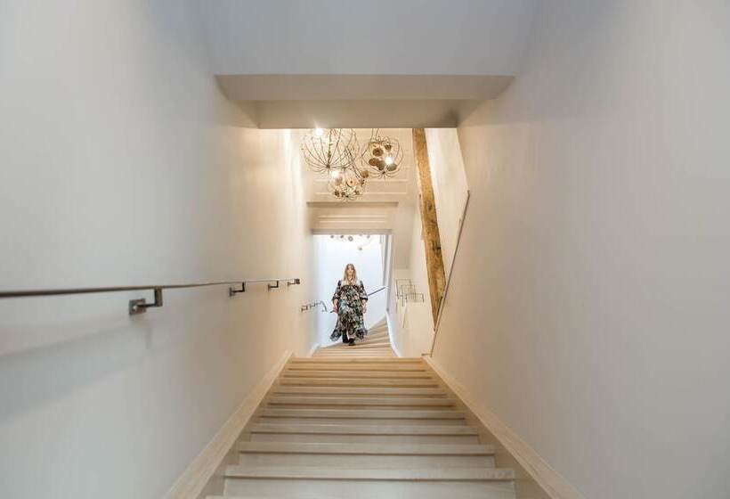 Pensionat Amymone Suites