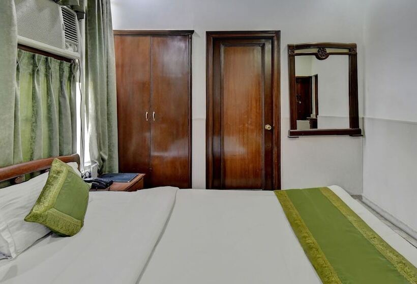 Treebo Trend Hotel C Inn