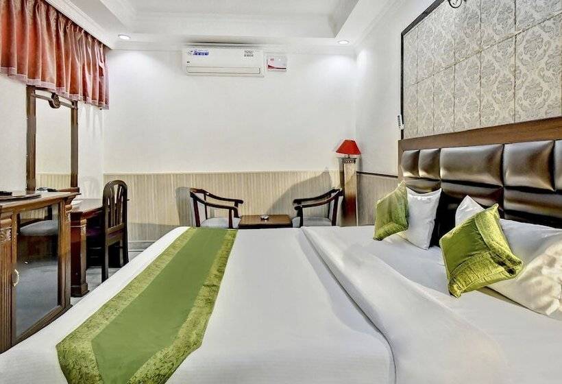 Treebo Trend Hotel C Inn