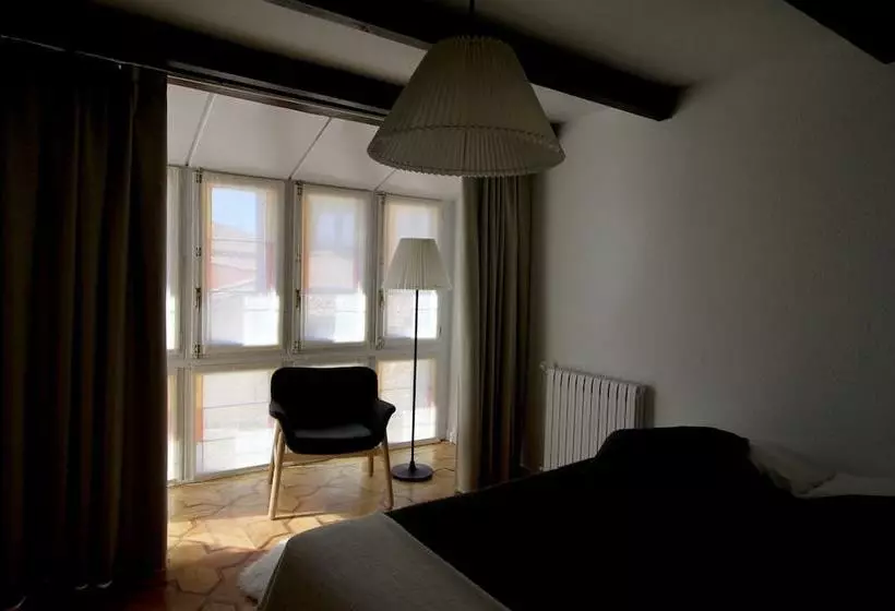 هتل Casa De Las Tuerces