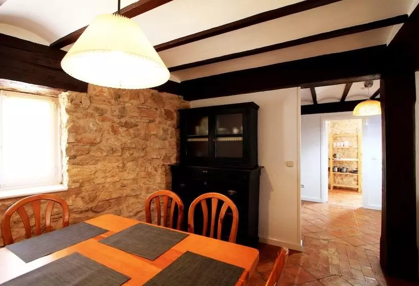 هتل Casa De Las Tuerces