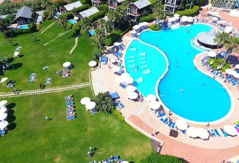 Turquoise Beach Resort