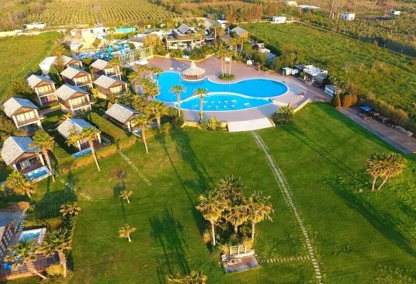 Turquoise Beach Resort