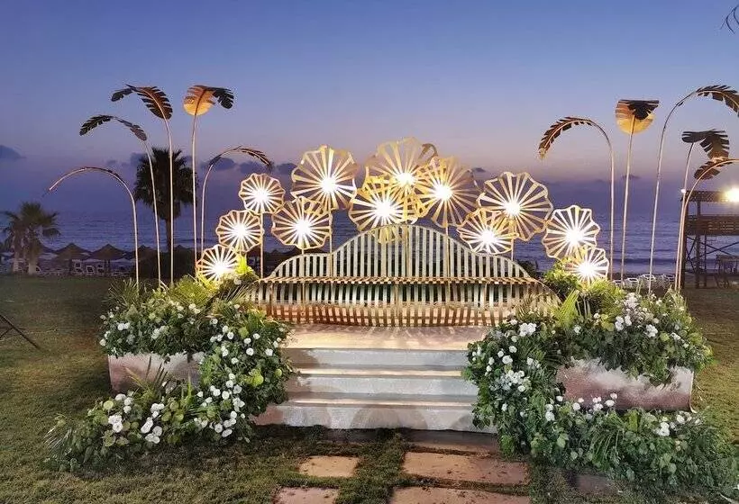 Turquoise Beach Resort