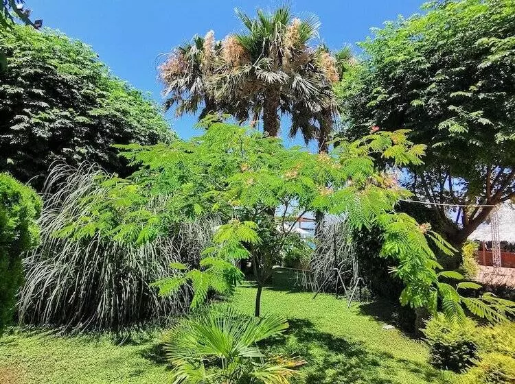 Turquoise Beach Resort