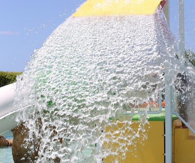 Turquoise Beach Resort