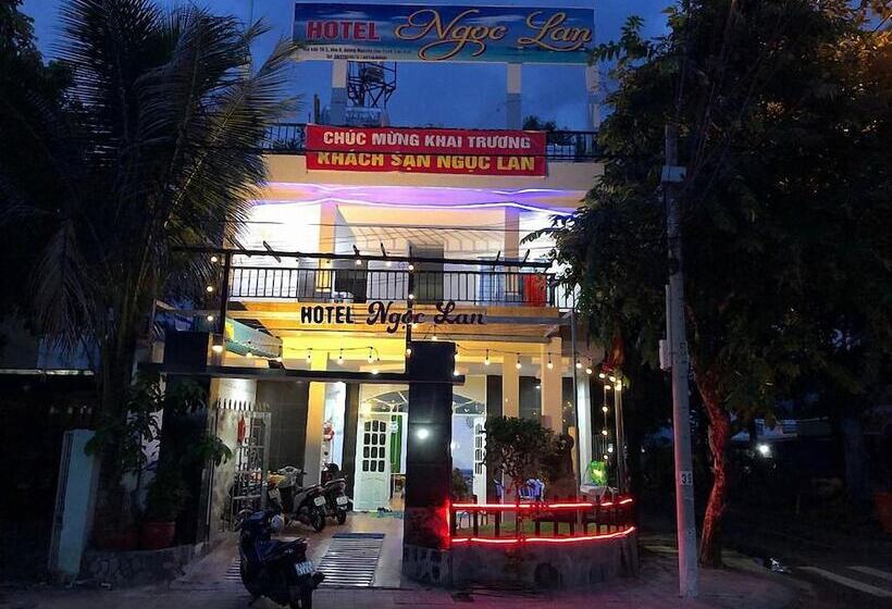 Aha Ngoc Lan Hotel Con Dao