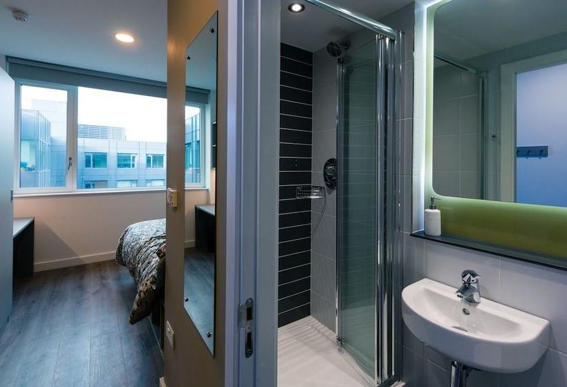 Destiny Student The Point