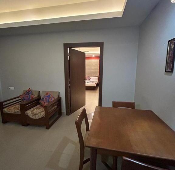 Hotell Nirvana Lodge