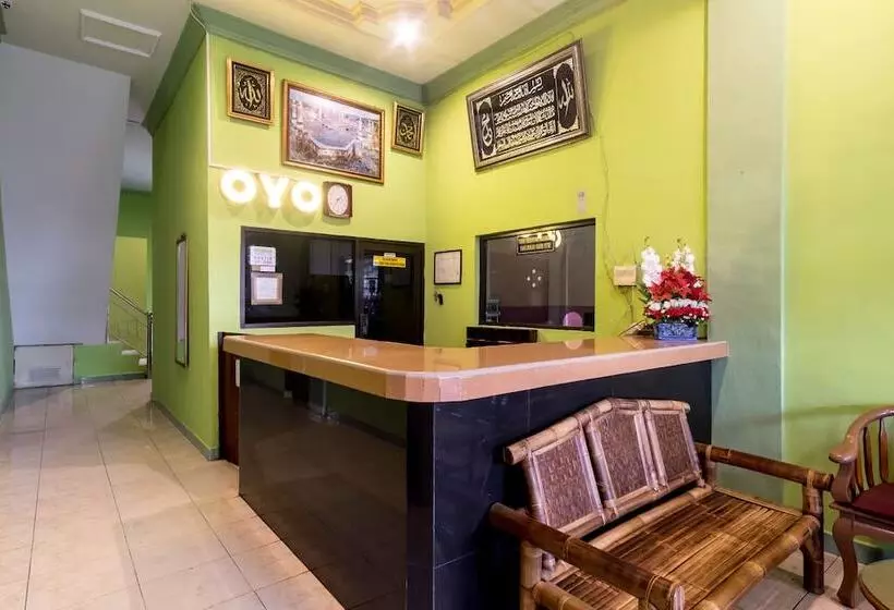 ホテル Penginapan Nia Mandiri Syariah By Oyo Rooms