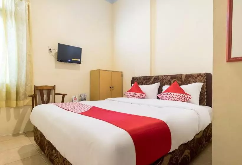 ホテル Penginapan Nia Mandiri Syariah By Oyo Rooms