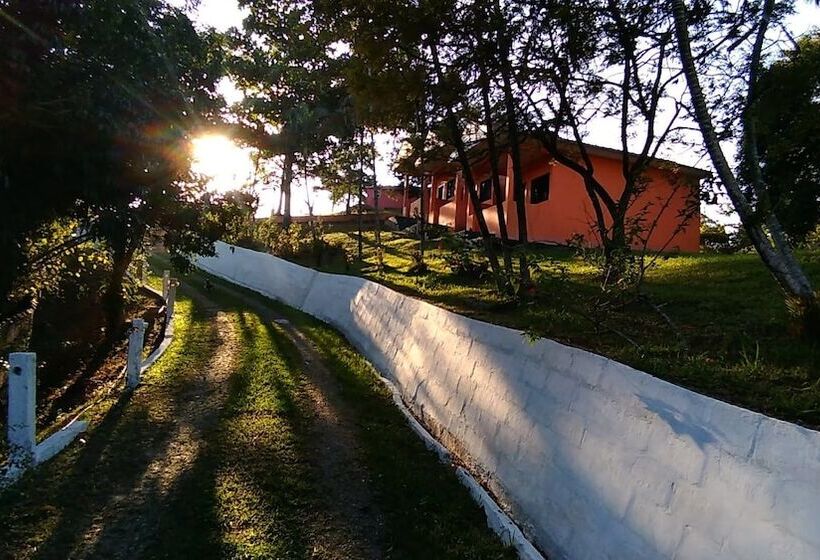 هتل Pousada Sol Do Araçá