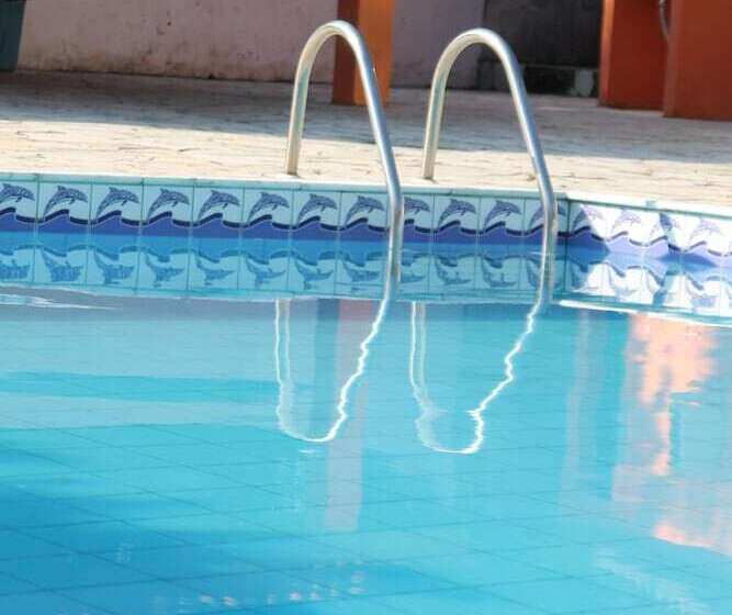 هتل Pousada Sol Do Araçá