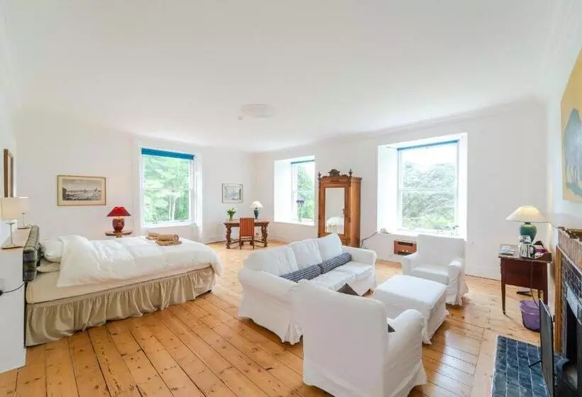 Hotelli Torridon Estate B&b Rooms And Self Catering Holiday Cottages