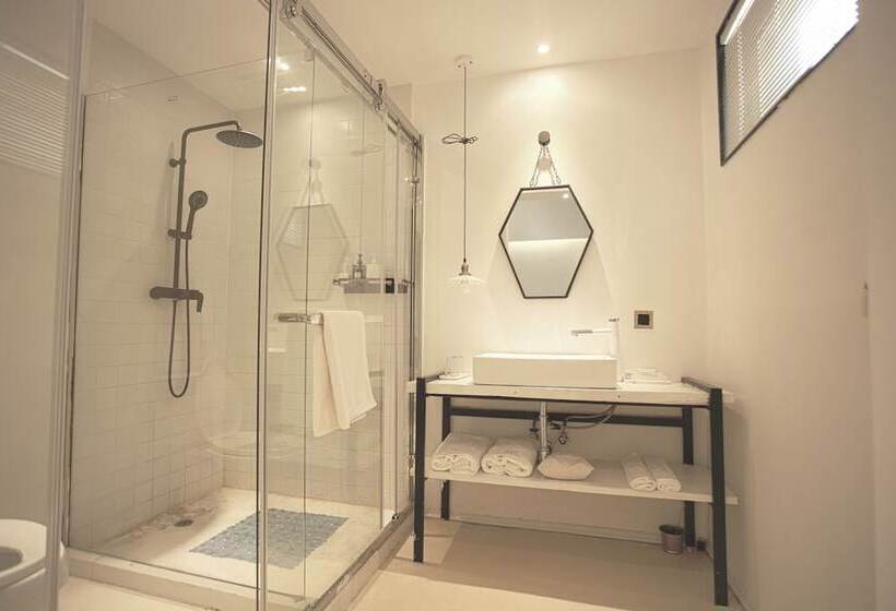 בית מלון כפרי Unique Space Design Art