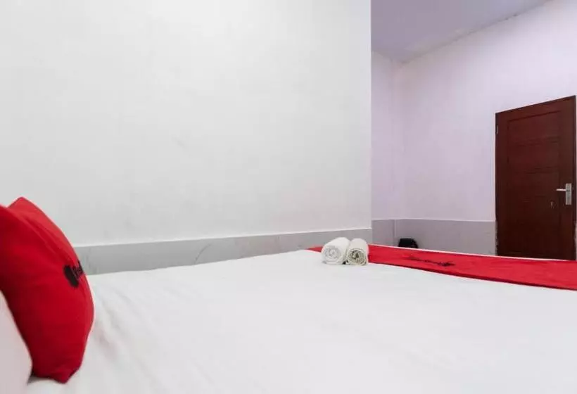 ペンション Reddoorz At Jalan Asia Medan