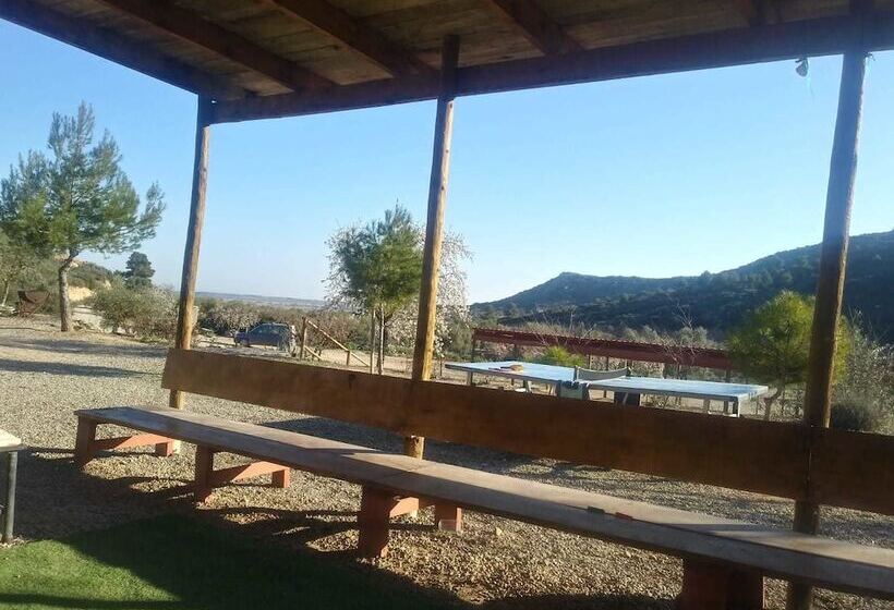 فندق ريفى Espai Natural La Comanglora